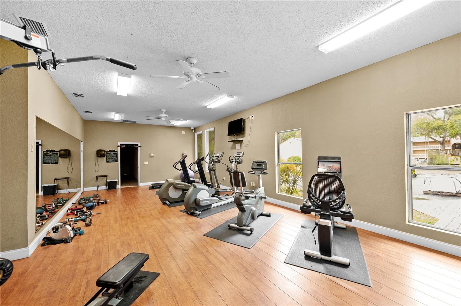 Image 36 of 38 For 1810 23rd Boulevard 174