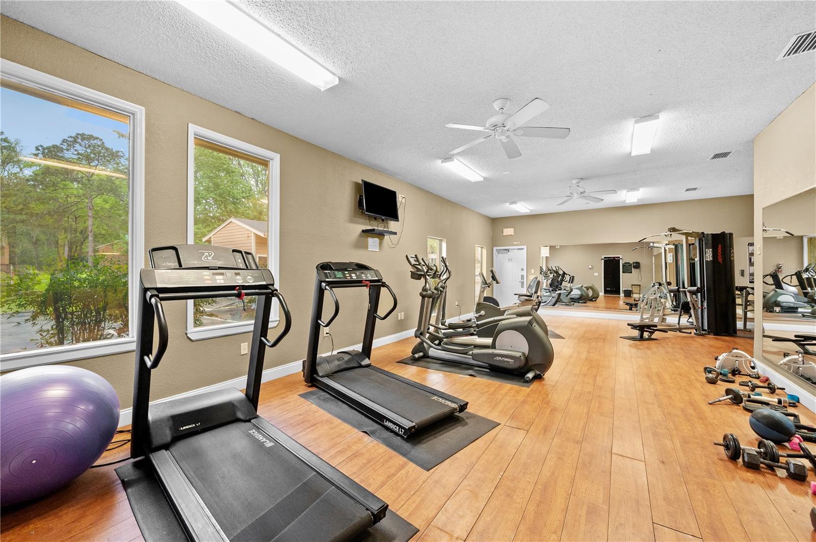 Image 38 of 38 For 1810 23rd Boulevard 174