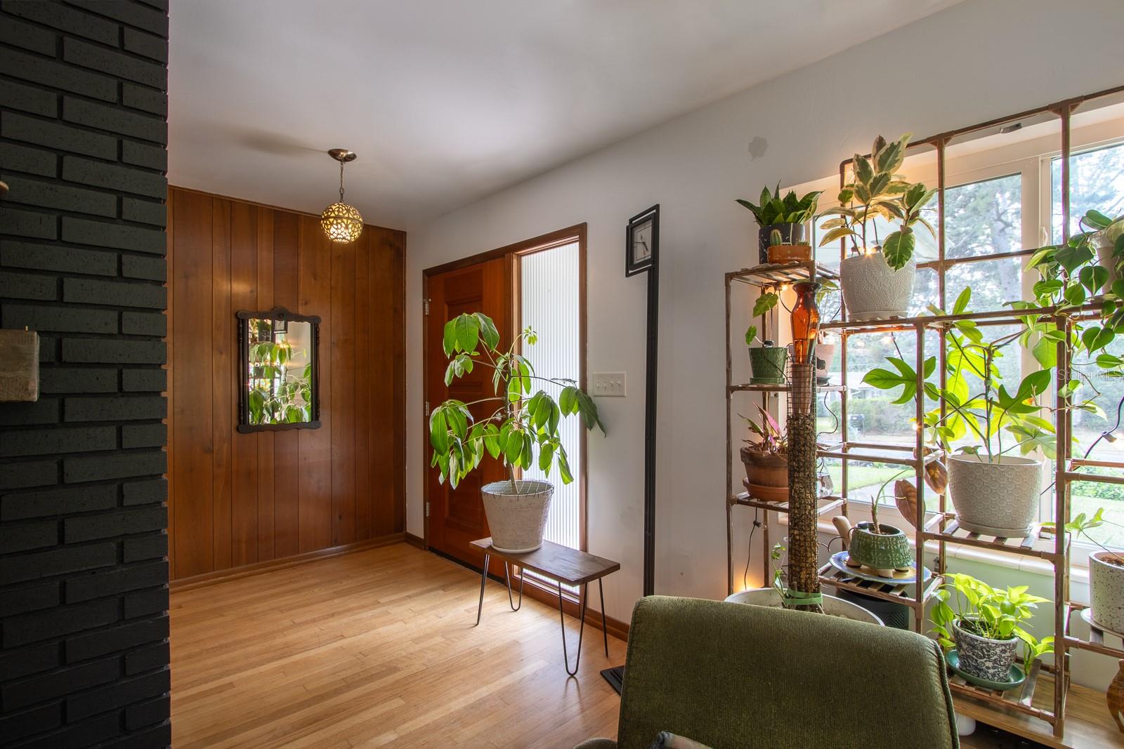 Image 11 of 34 For 1303 31st Street