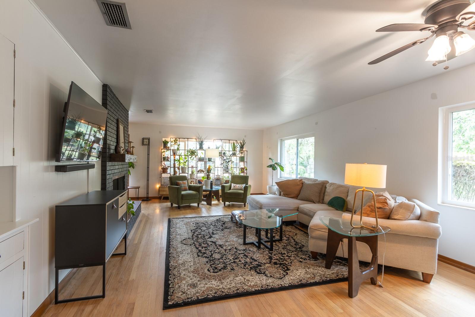 Image 12 of 34 For 1303 31st Street