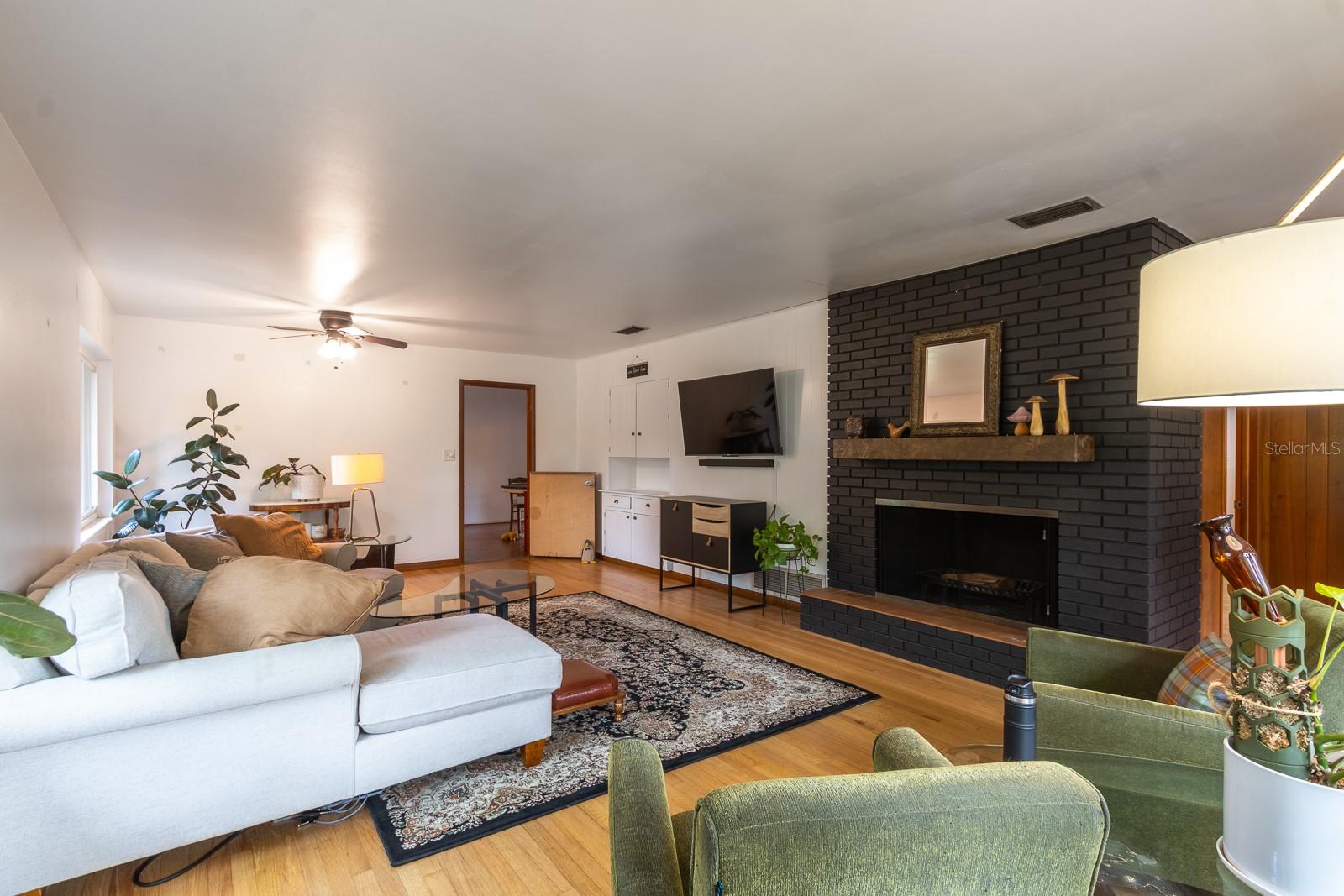 Image 14 of 34 For 1303 31st Street