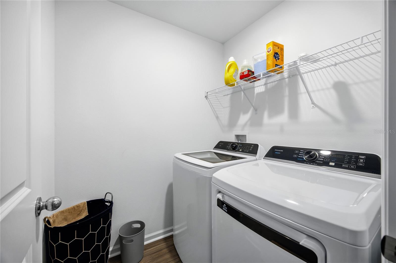 Image 21 of 49 For 4911 81st Loop