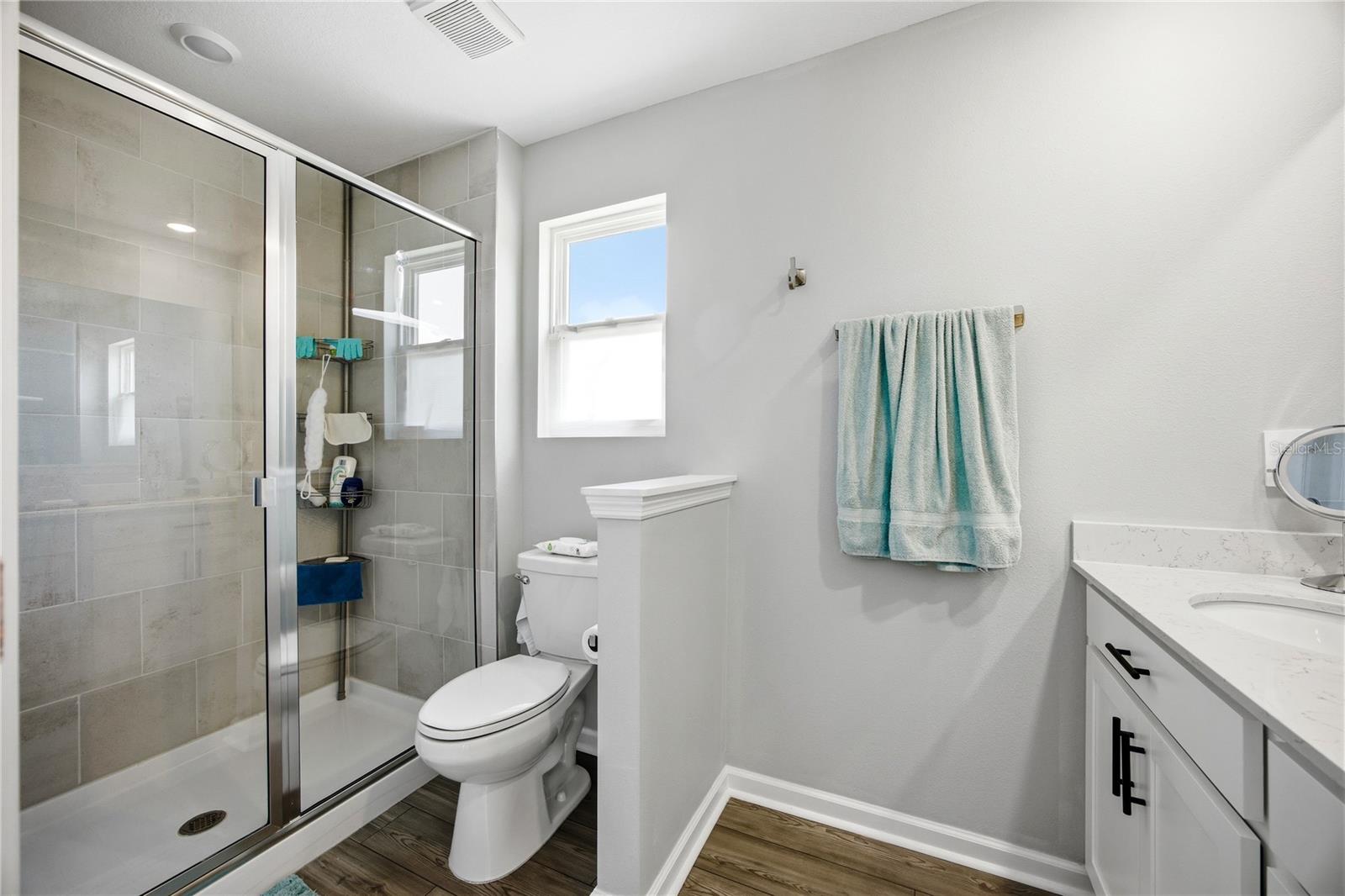 Image 25 of 49 For 4911 81st Loop