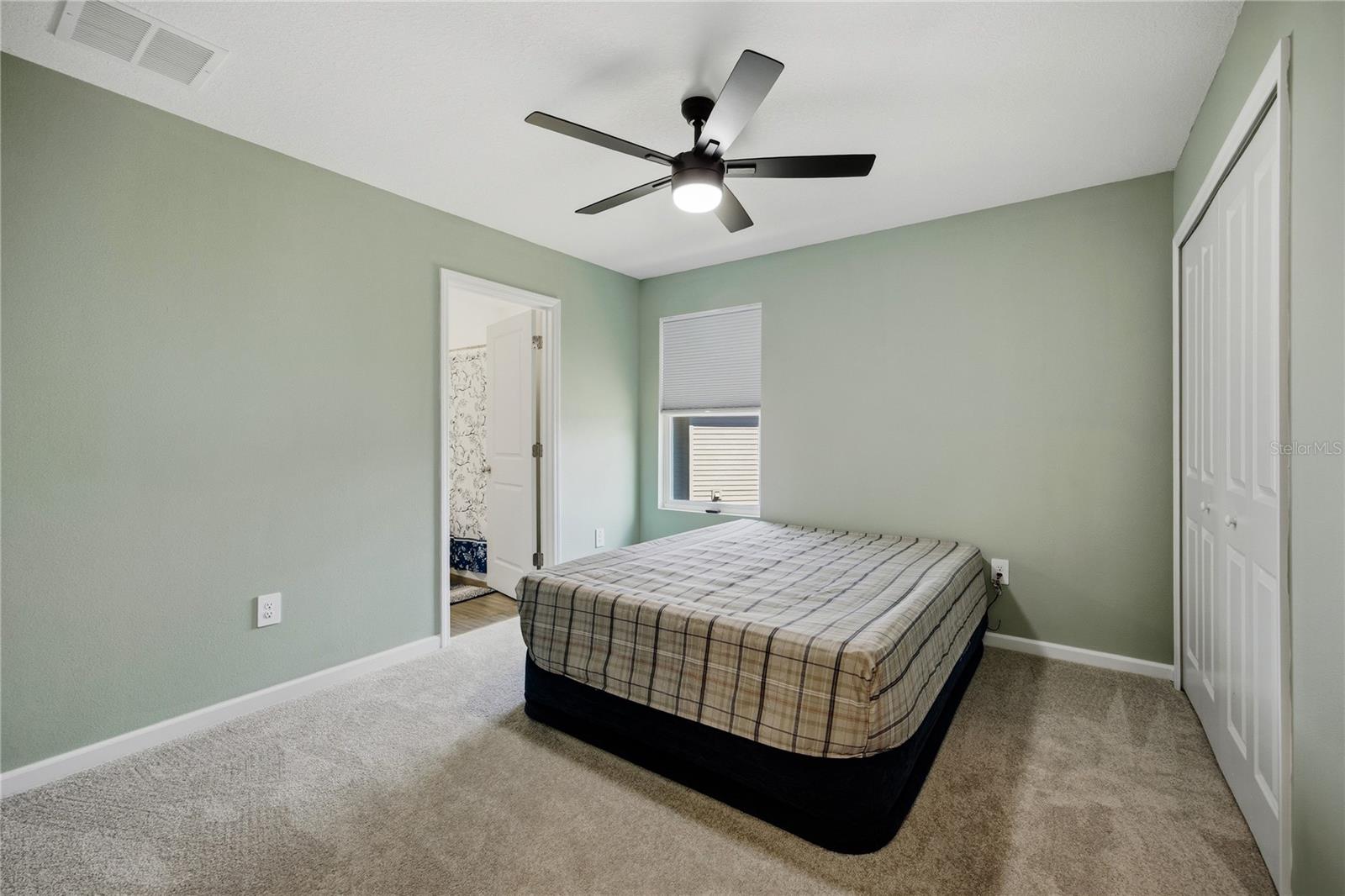 Image 28 of 49 For 4911 81st Loop