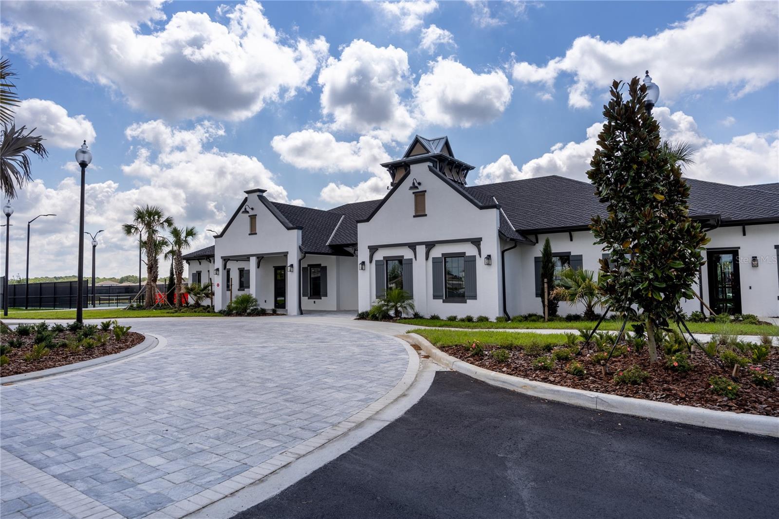 Image 37 of 49 For 4911 81st Loop