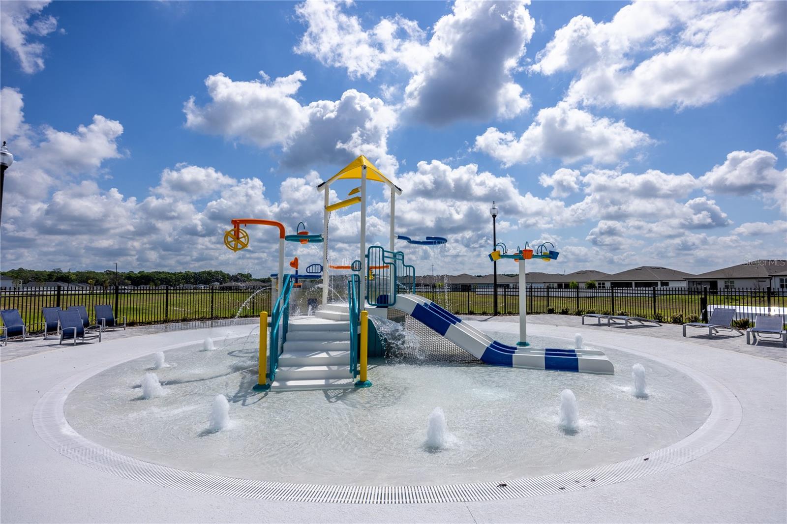 Image 45 of 49 For 4911 81st Loop