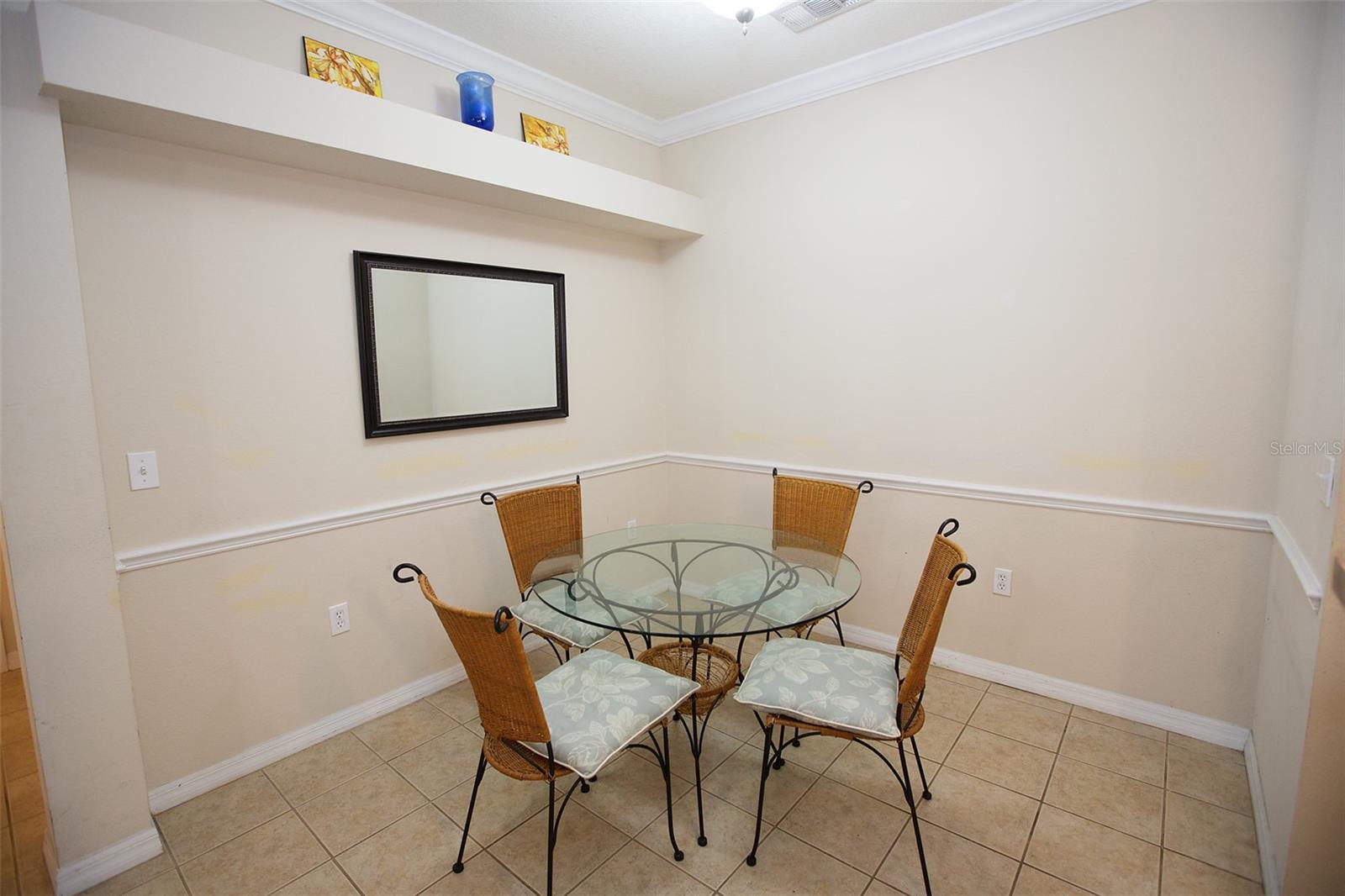 Image 10 of 26 For 1235 9th Road 101