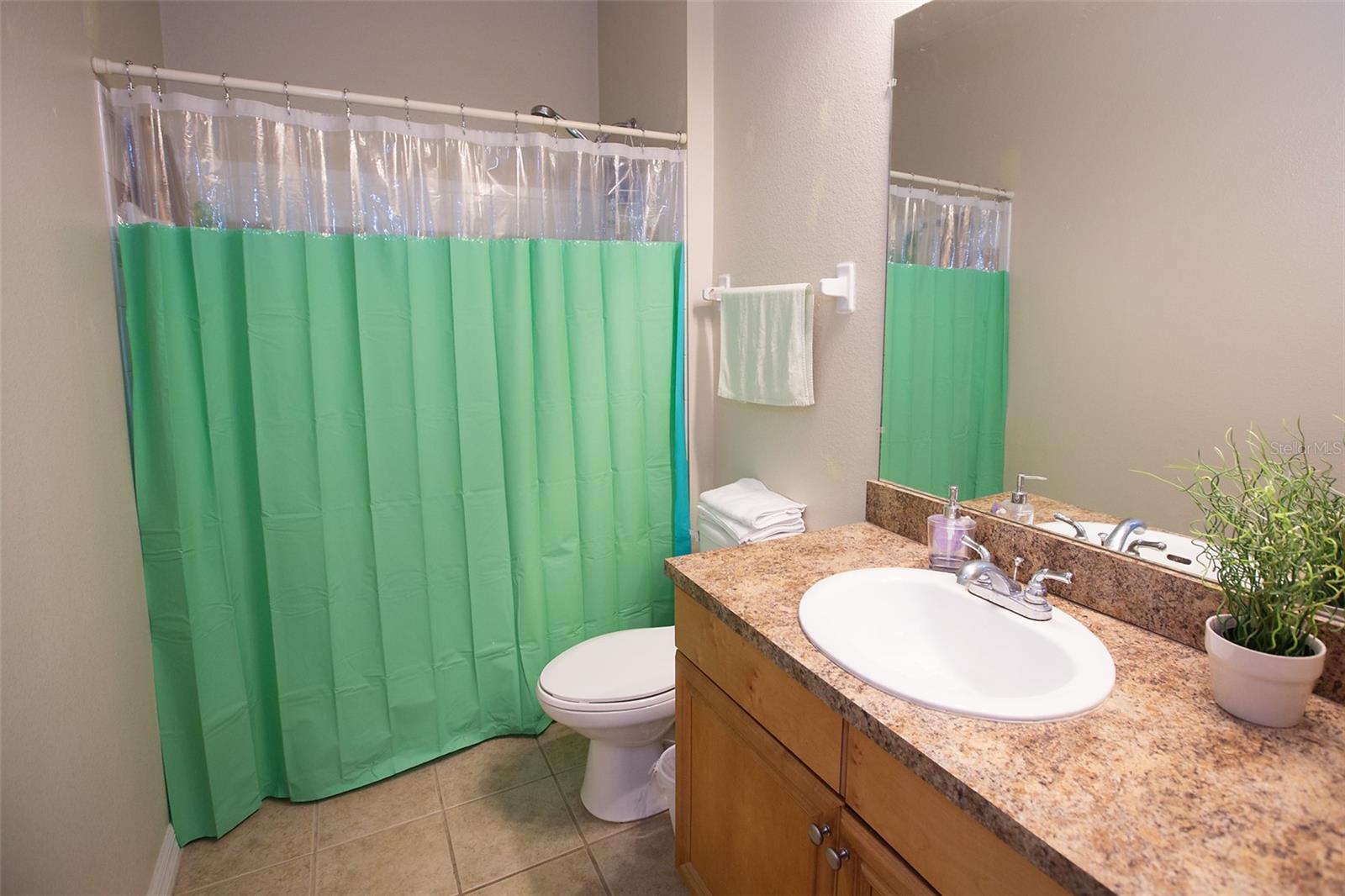 Image 24 of 26 For 1235 9th Road 101