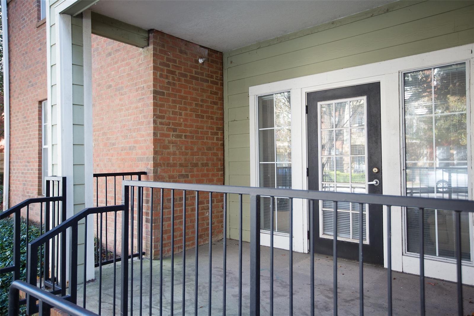 Image 4 of 26 For 1235 9th Road 101