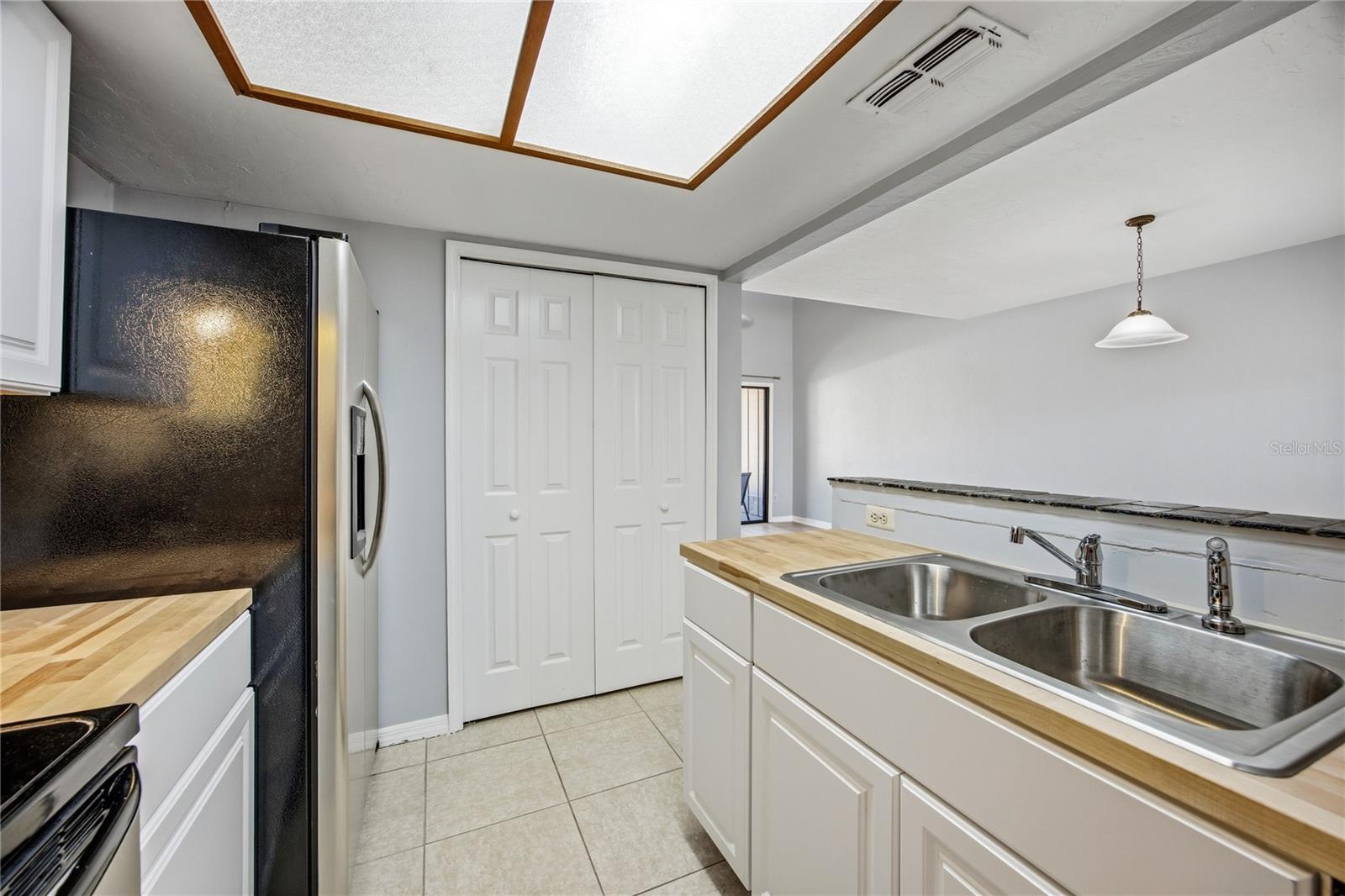 Image 14 of 35 For 7200 8th Avenue S119