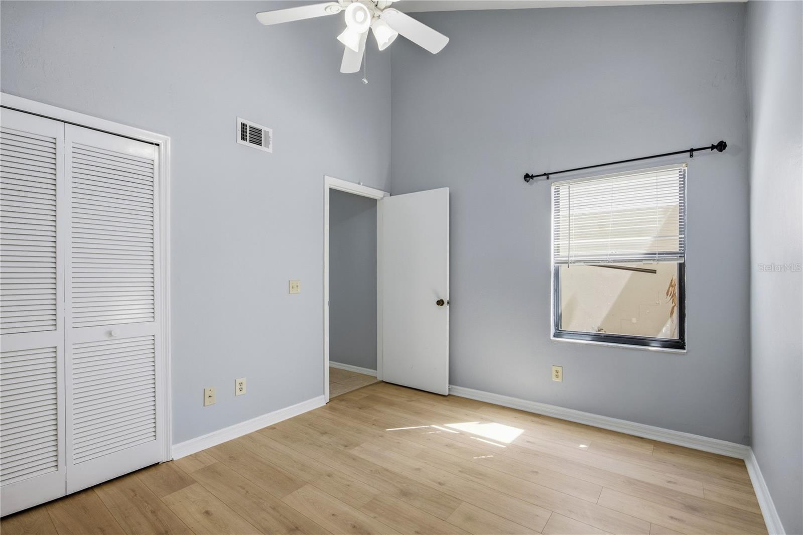 Image 16 of 35 For 7200 8th Avenue S119