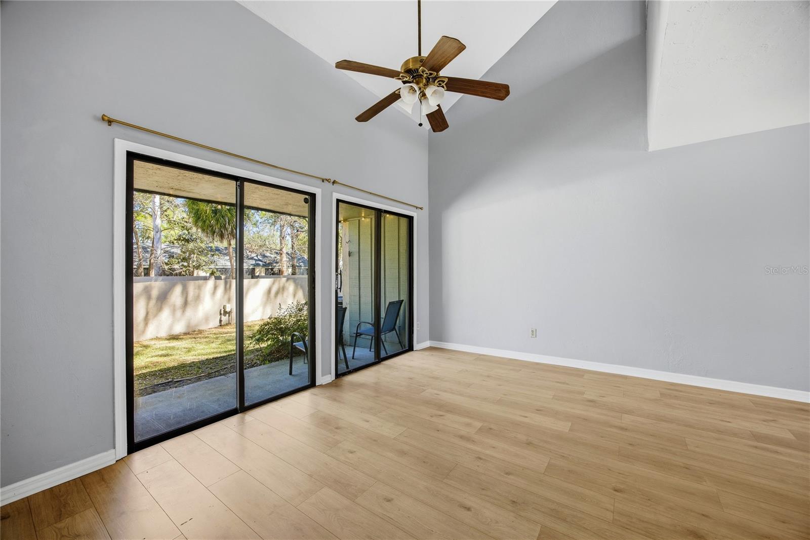 Image 20 of 35 For 7200 8th Avenue S119