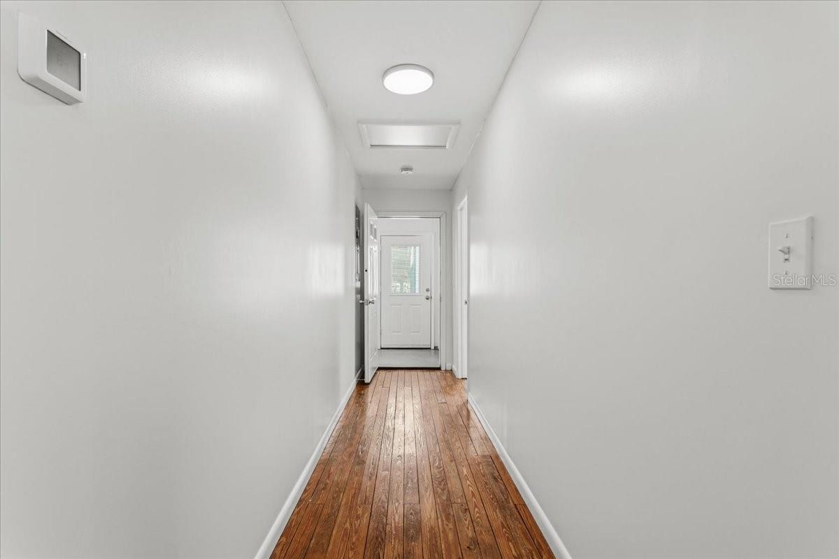 Image 15 of 35 For 11956 160th Avenue