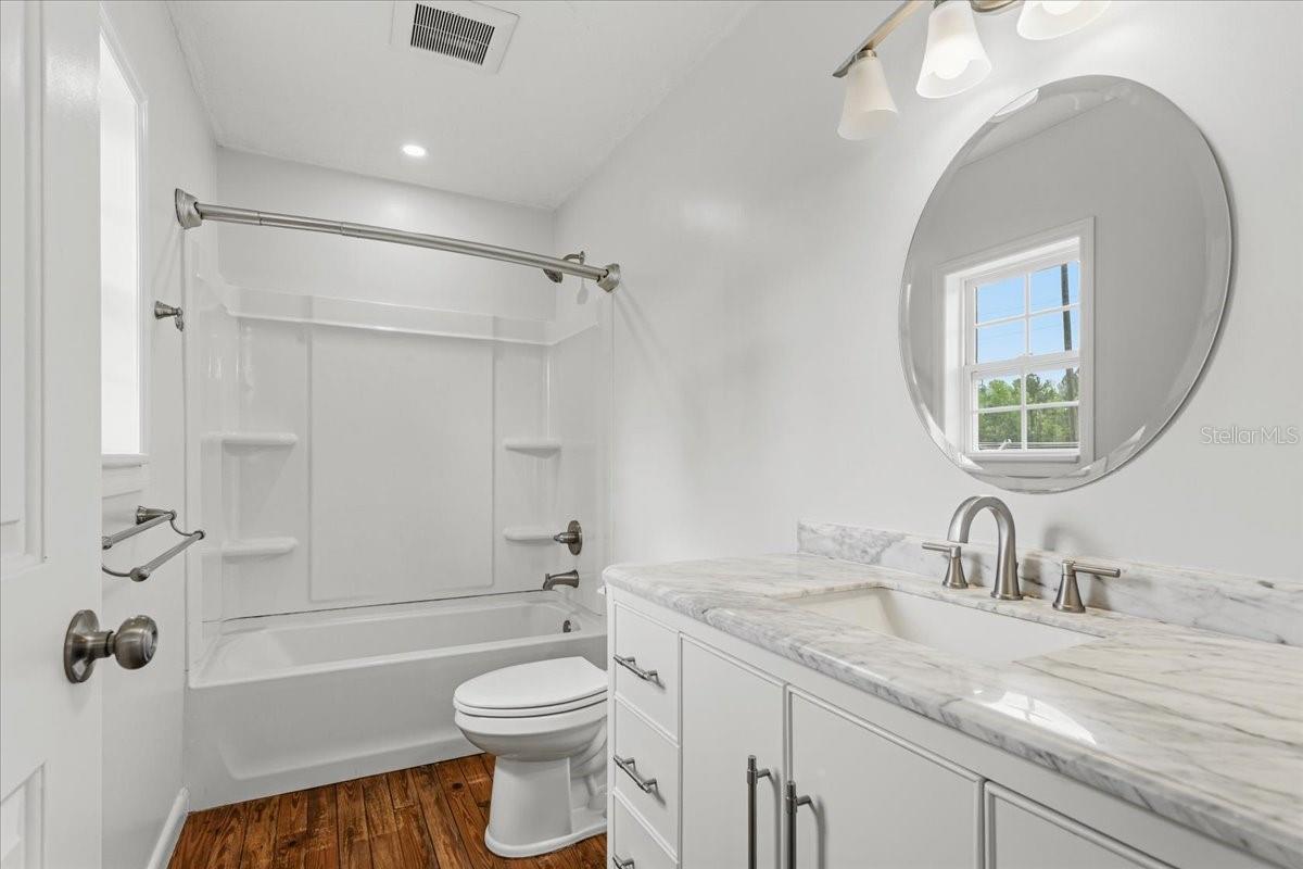 Image 18 of 35 For 11956 160th Avenue