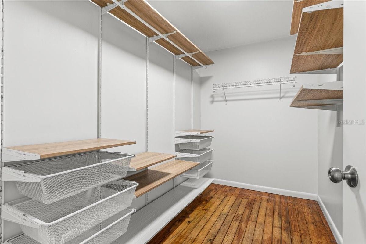 Image 20 of 35 For 11956 160th Avenue