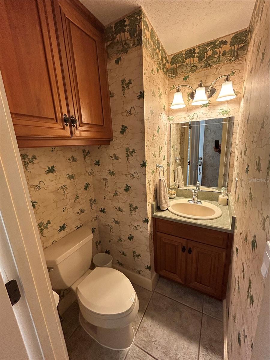 Image 11 of 21 For 11001 Sunset Harbor Road A04