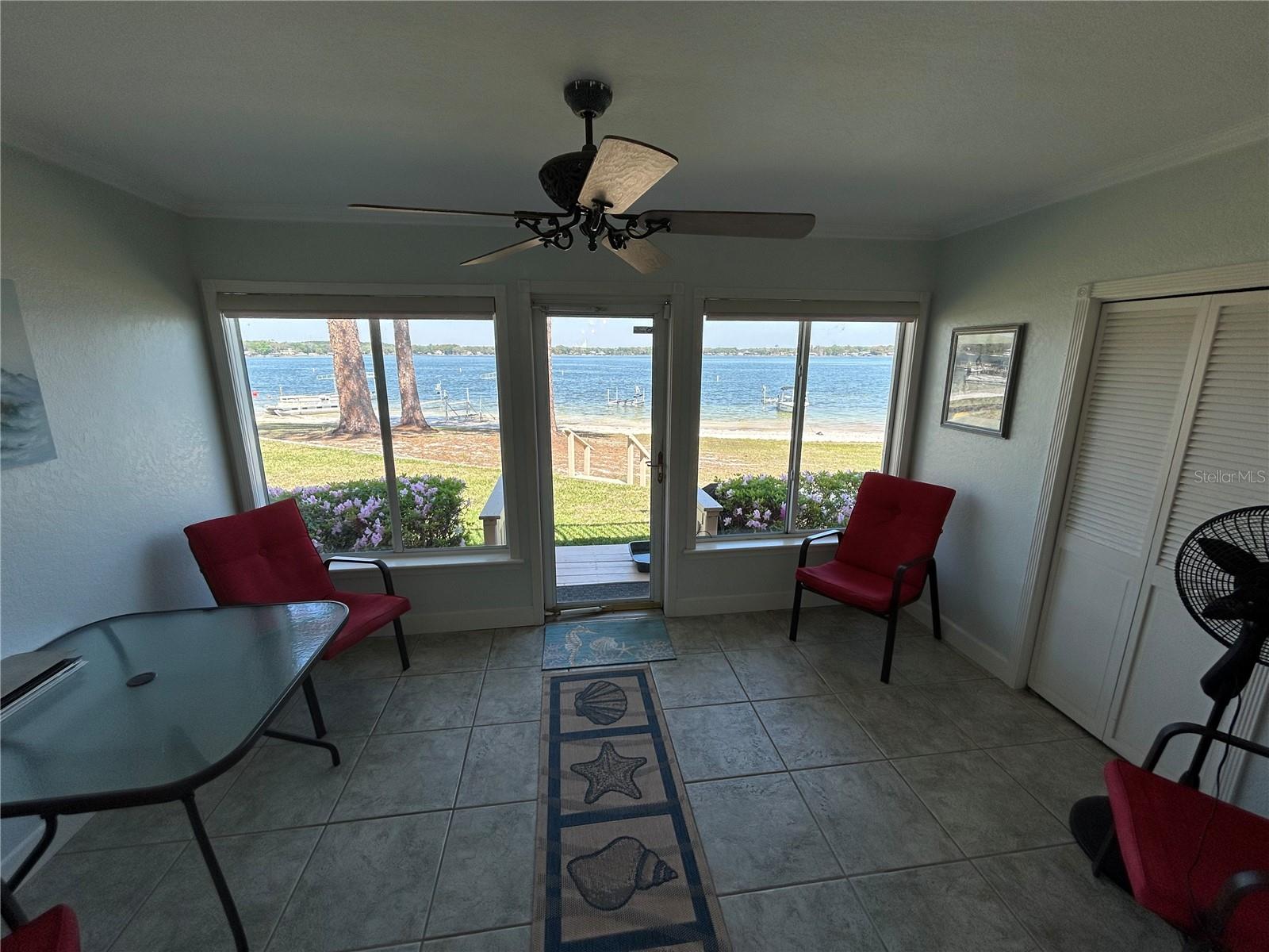 Image 13 of 21 For 11001 Sunset Harbor Road A04