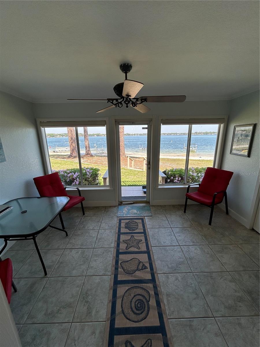 Image 14 of 21 For 11001 Sunset Harbor Road A04