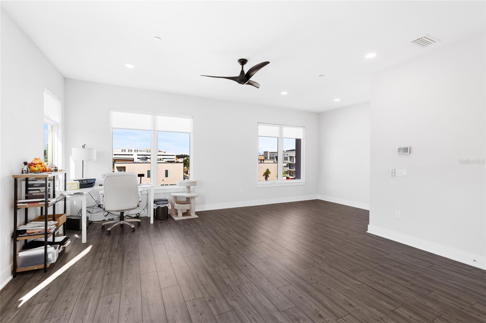 Image 14 of 39 For 5032 34th Place