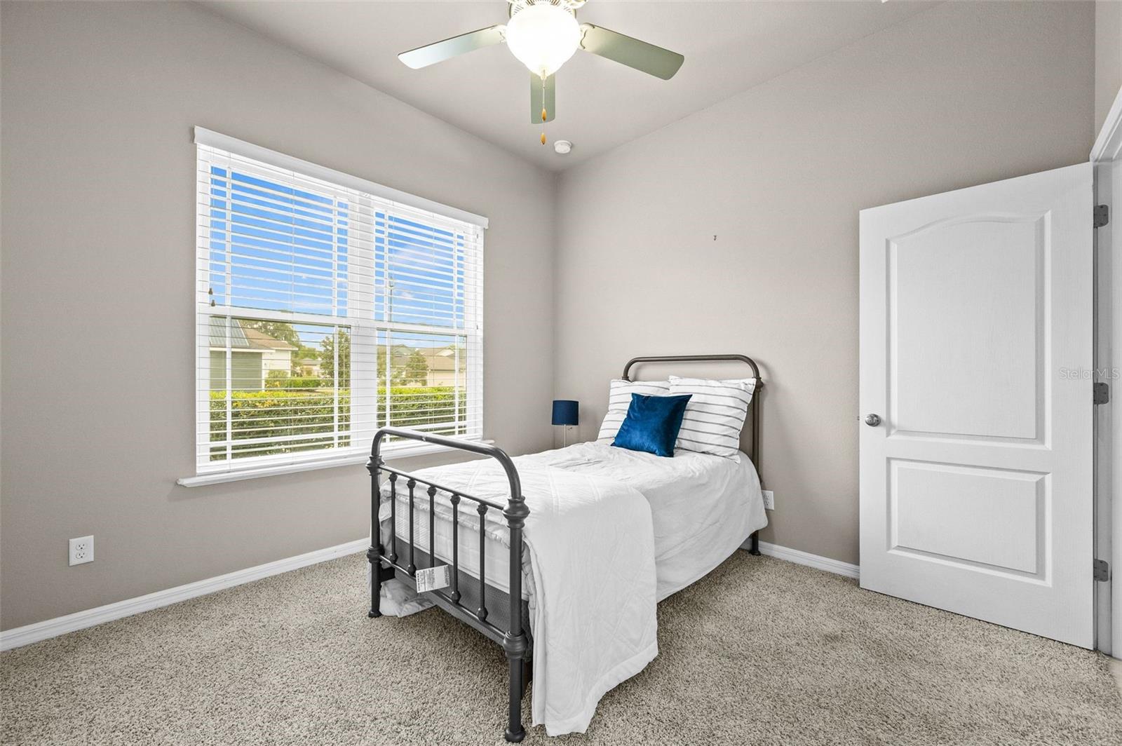 Image 33 of 53 For 11869 28th Avenue