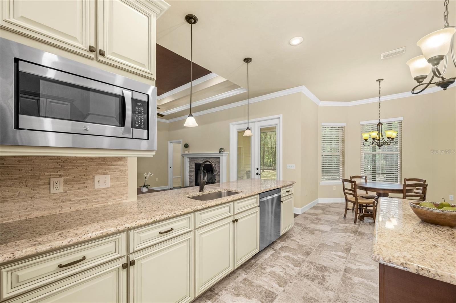 Image 11 of 52 For 7971 80th Lane