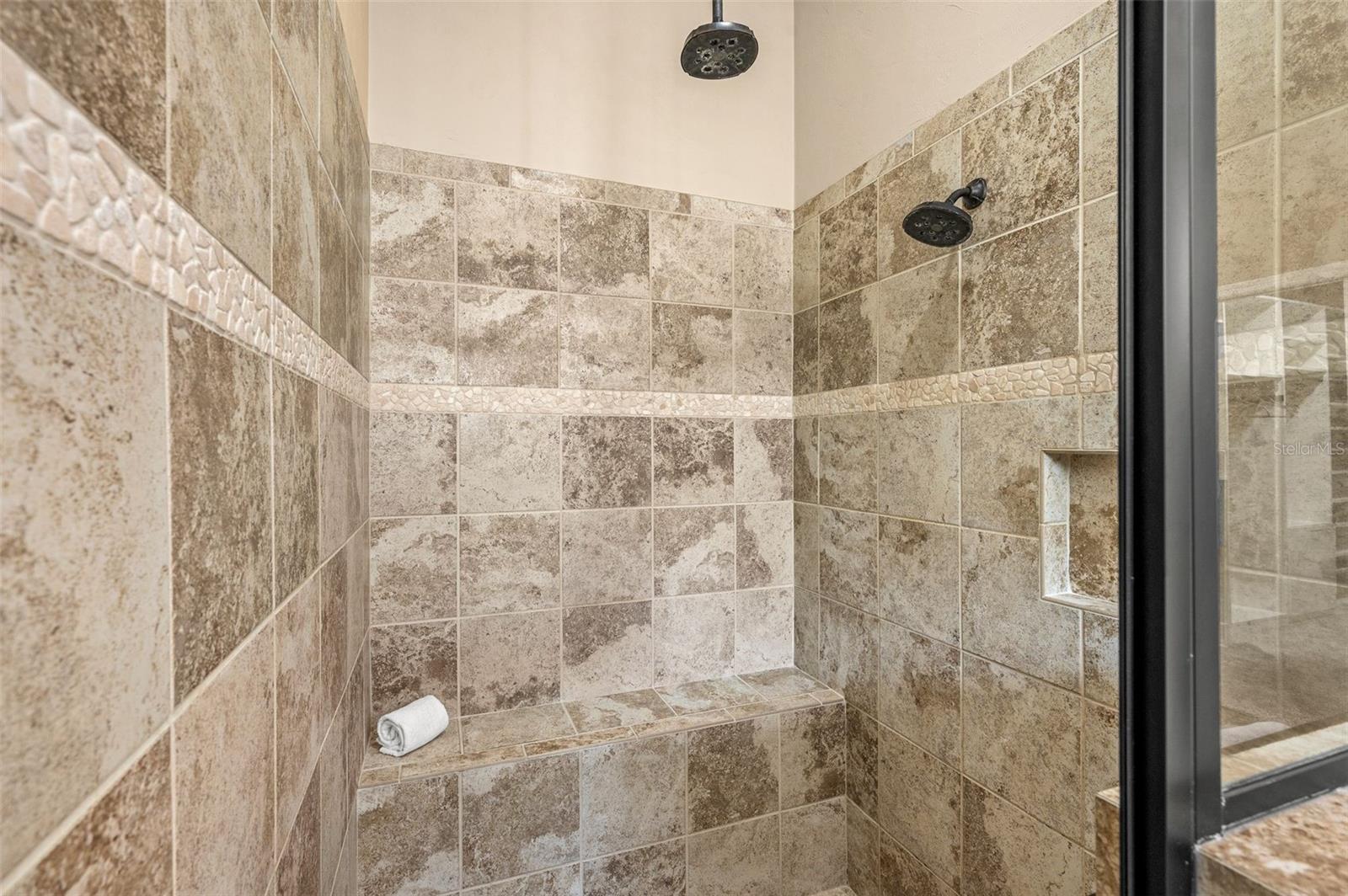 Image 23 of 52 For 7971 80th Lane