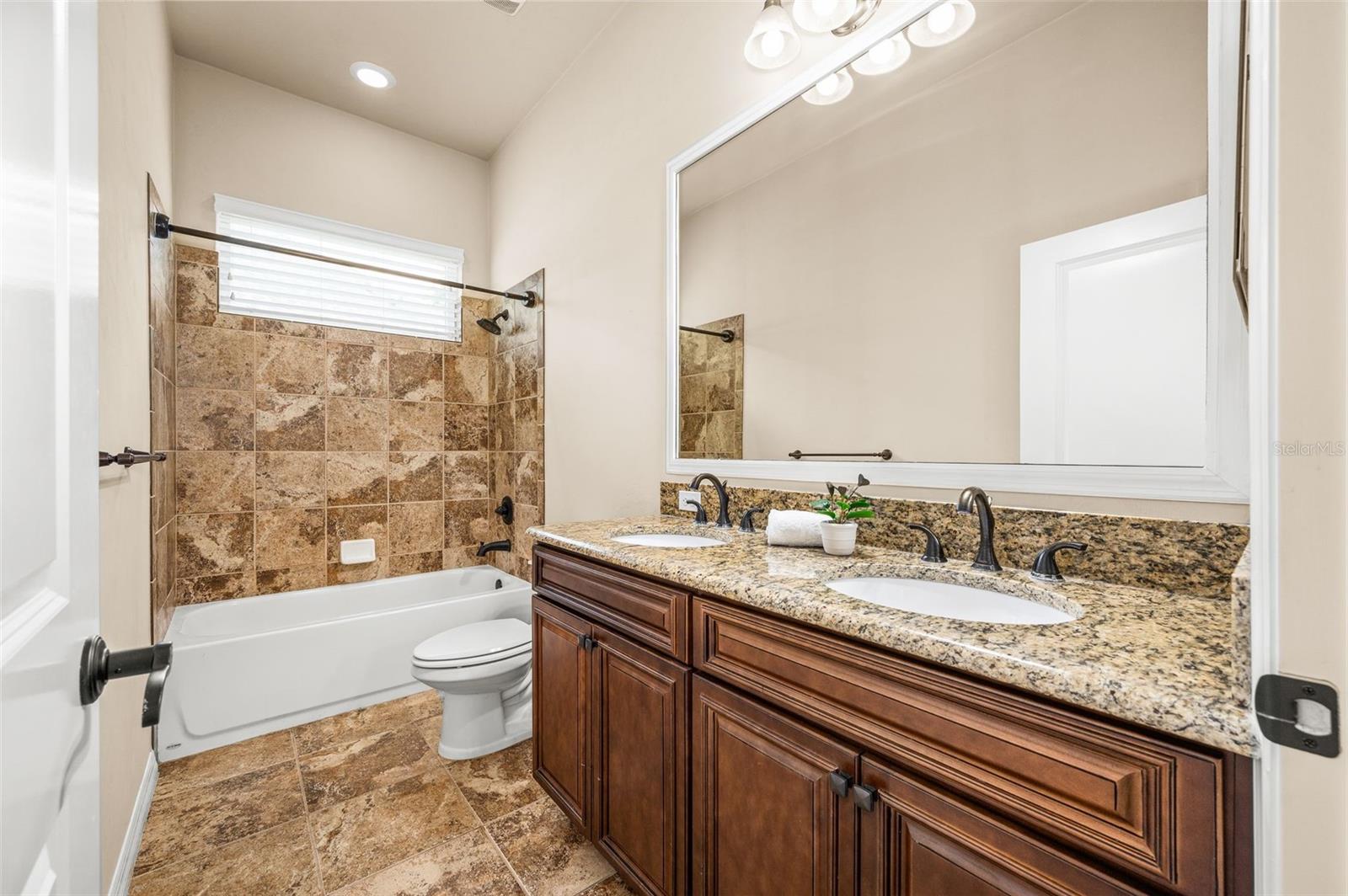 Image 29 of 52 For 7971 80th Lane