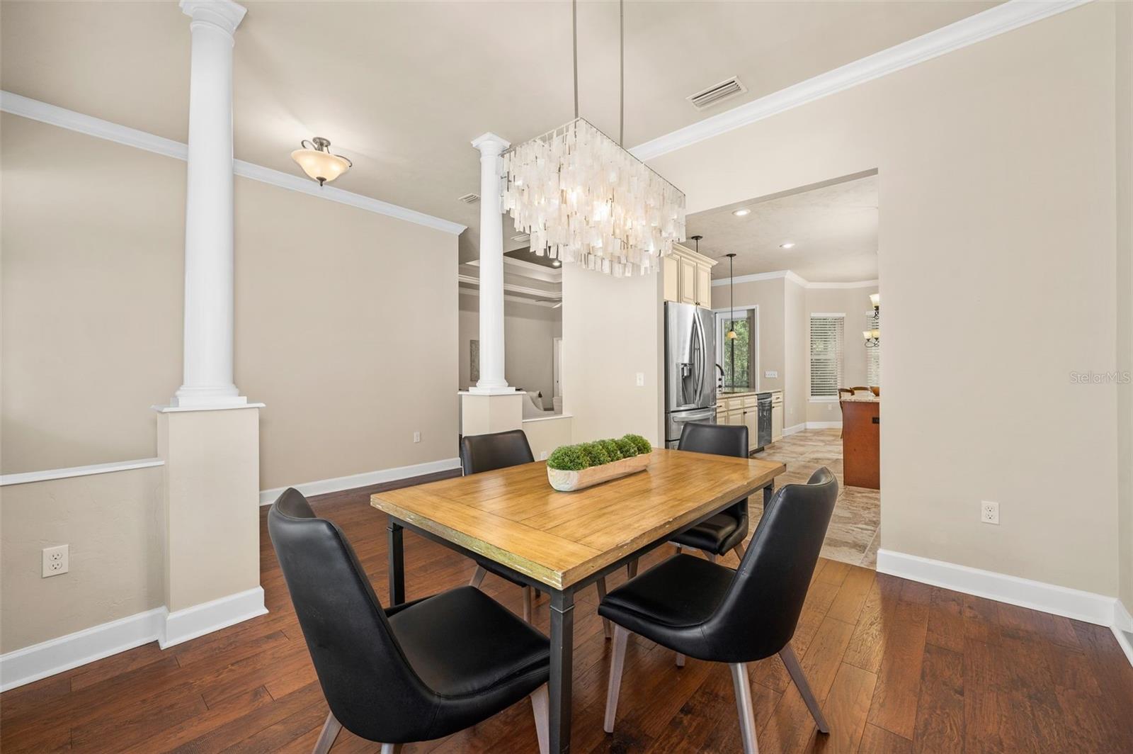 Image 4 of 52 For 7971 80th Lane