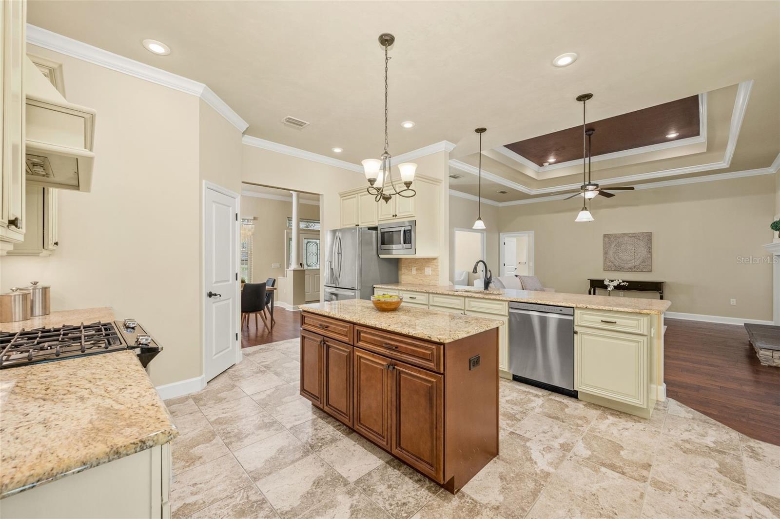 Image 9 of 52 For 7971 80th Lane