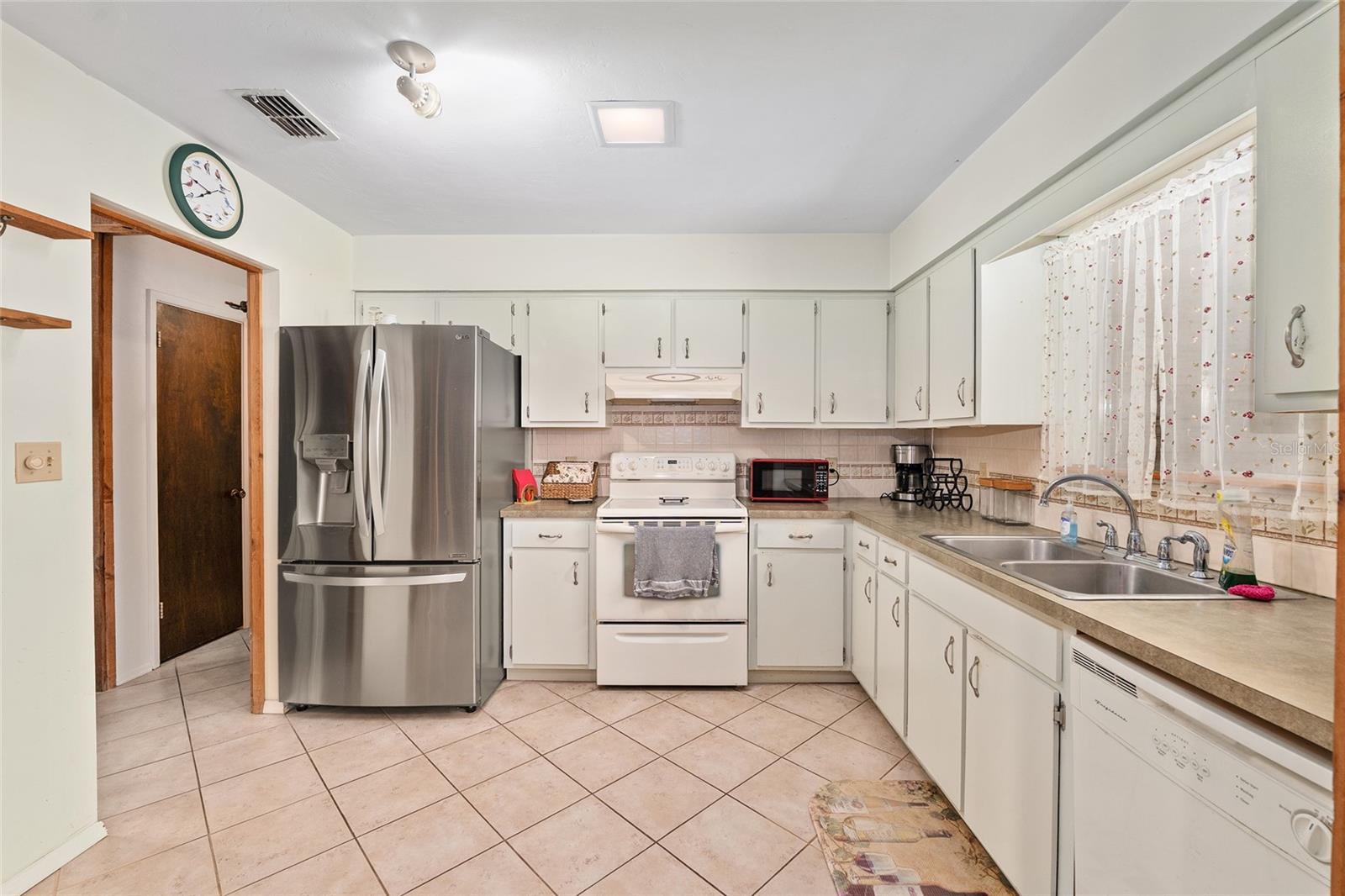 Image 10 of 54 For 10219 4th Place