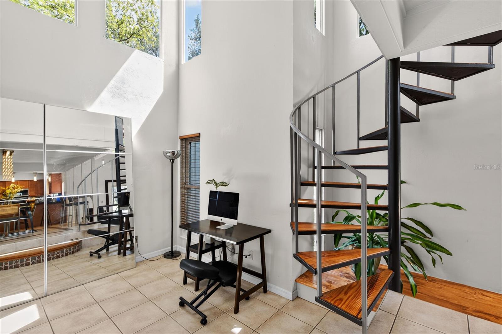 Image 10 of 41 For 9406 78th Court