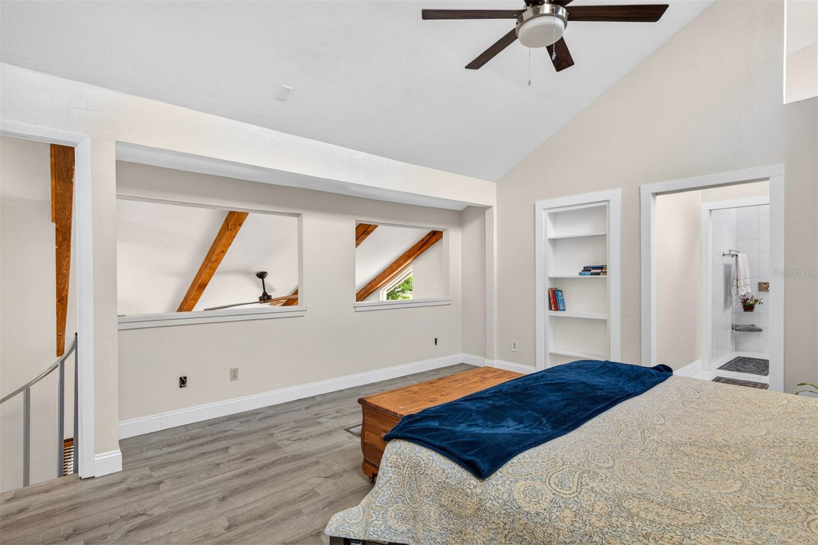 Image 13 of 41 For 9406 78th Court