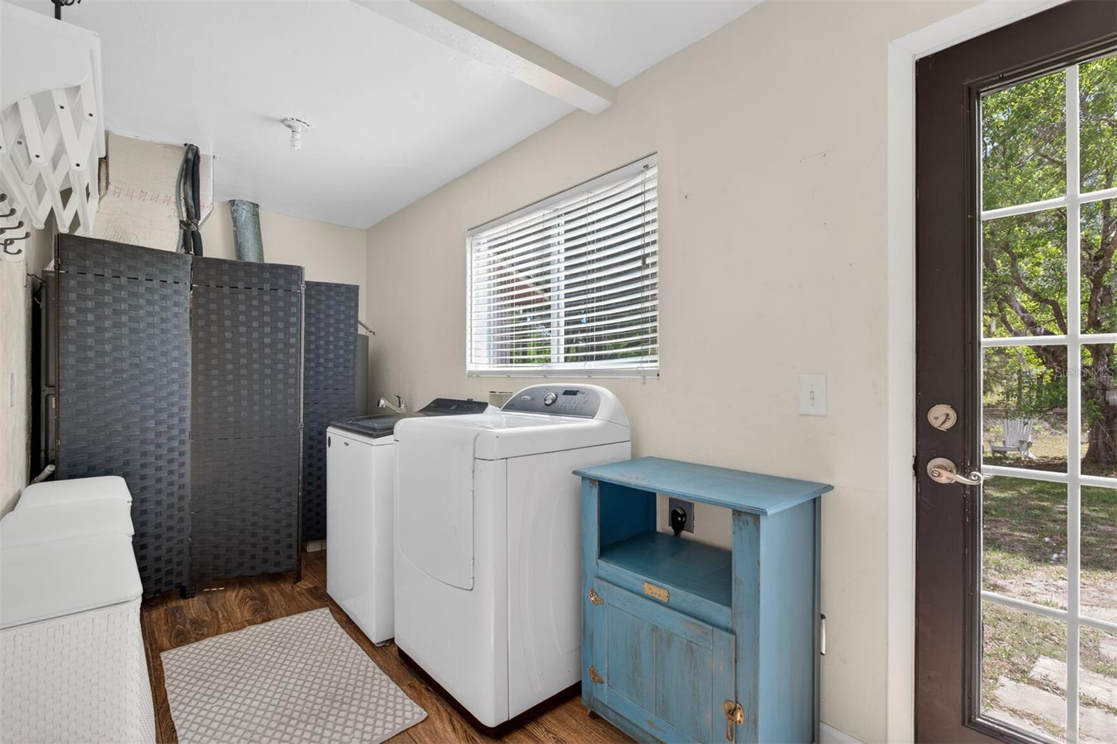 Image 30 of 41 For 9406 78th Court