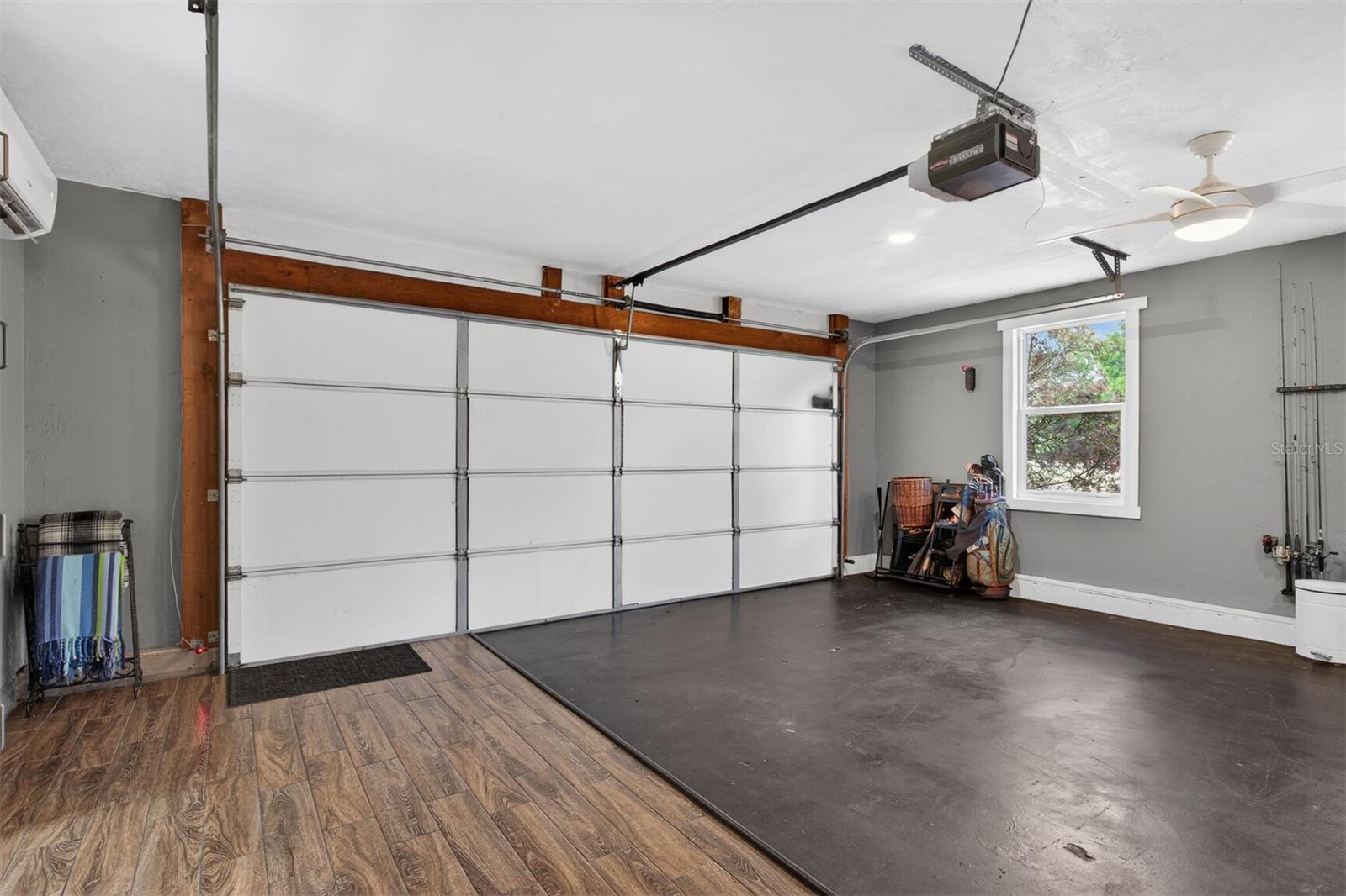 Image 31 of 41 For 9406 78th Court