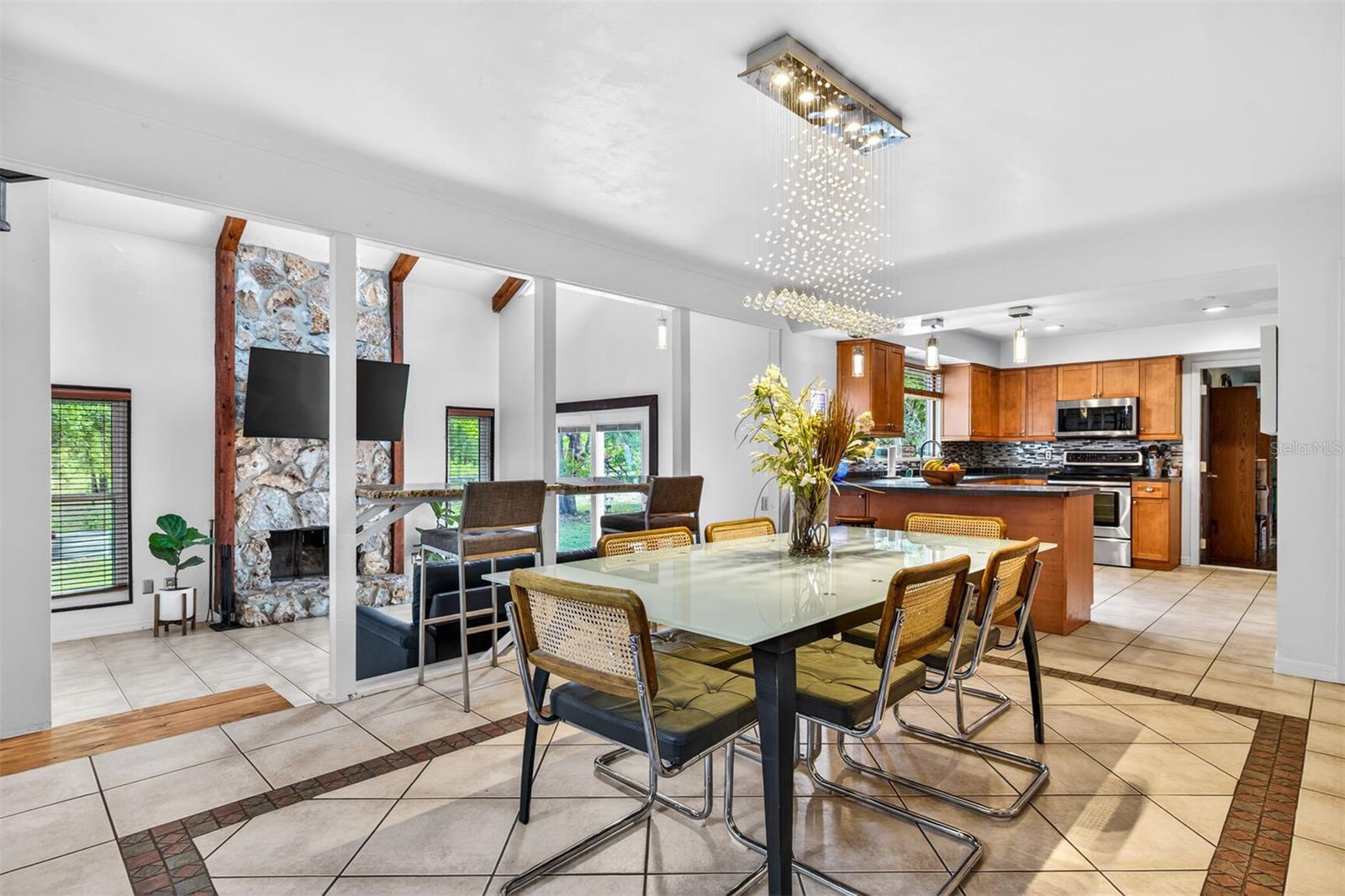 Image 9 of 41 For 9406 78th Court