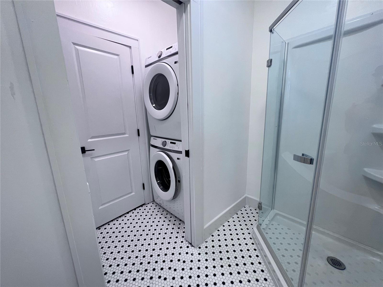 Image 5 of 5 For 204 3rd Street