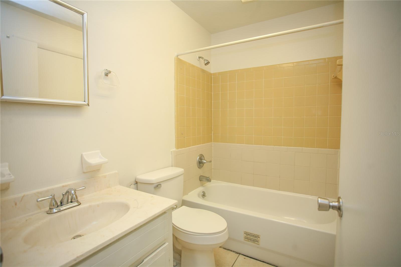 Image 12 of 14 For 1421 6th Place