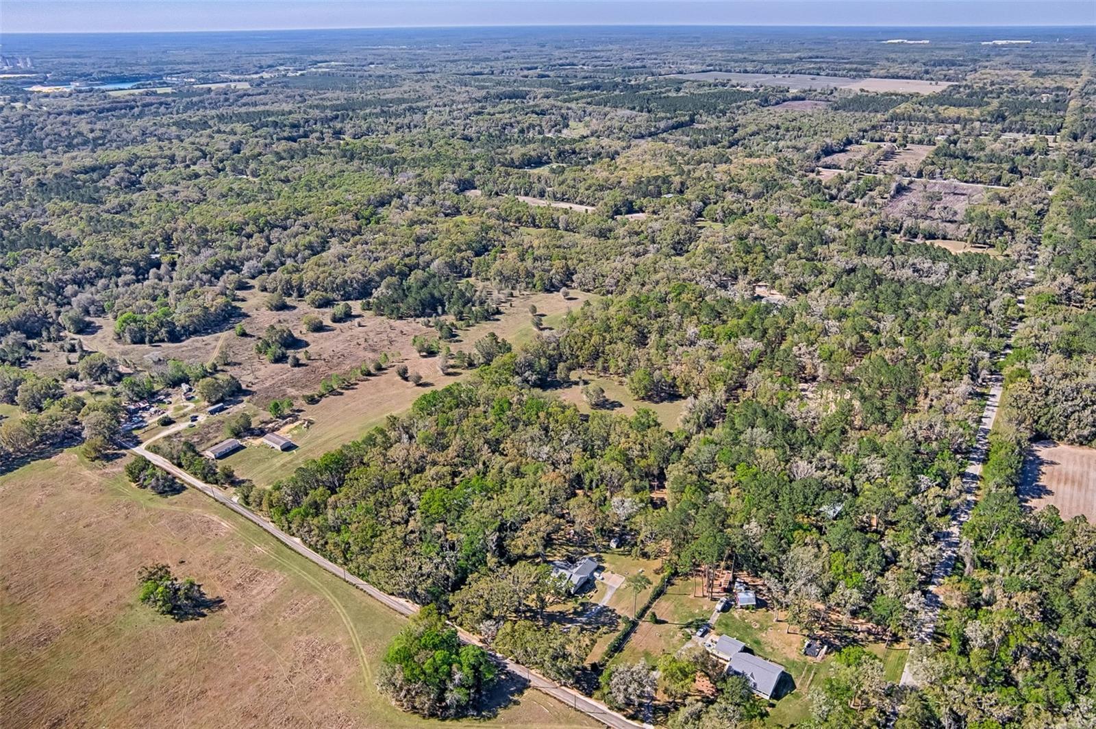 Image 19 of 22 For 2126 170 Street