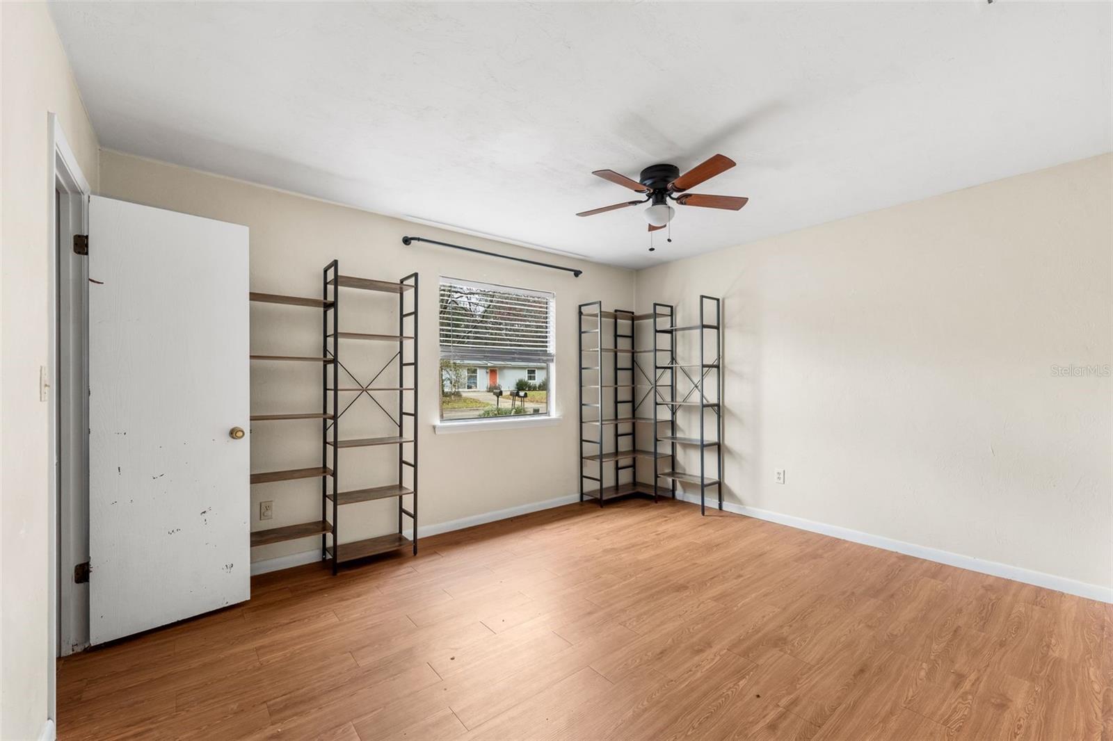 Image 18 of 24 For 2705 47th Place