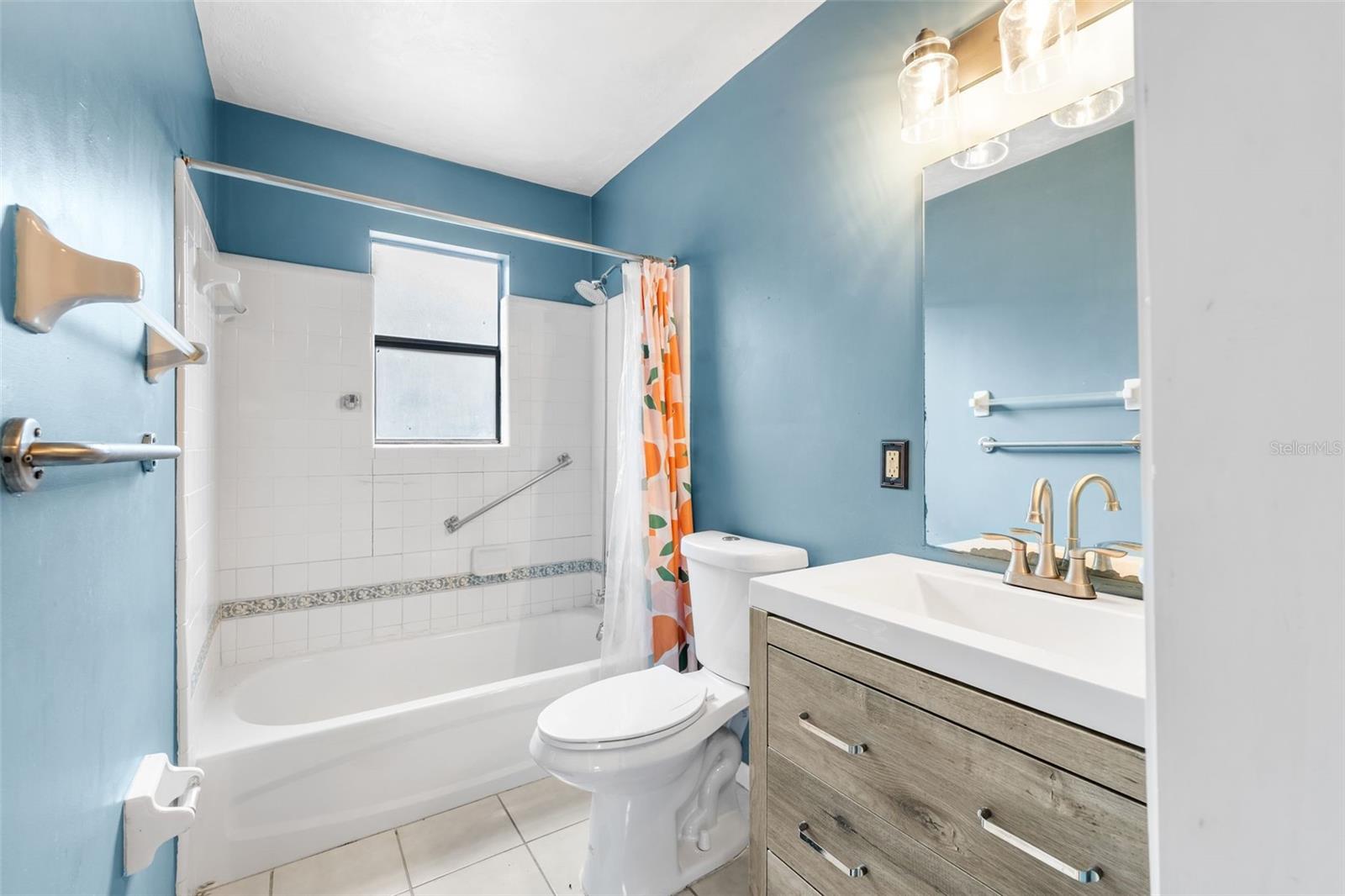 Image 20 of 24 For 2705 47th Place