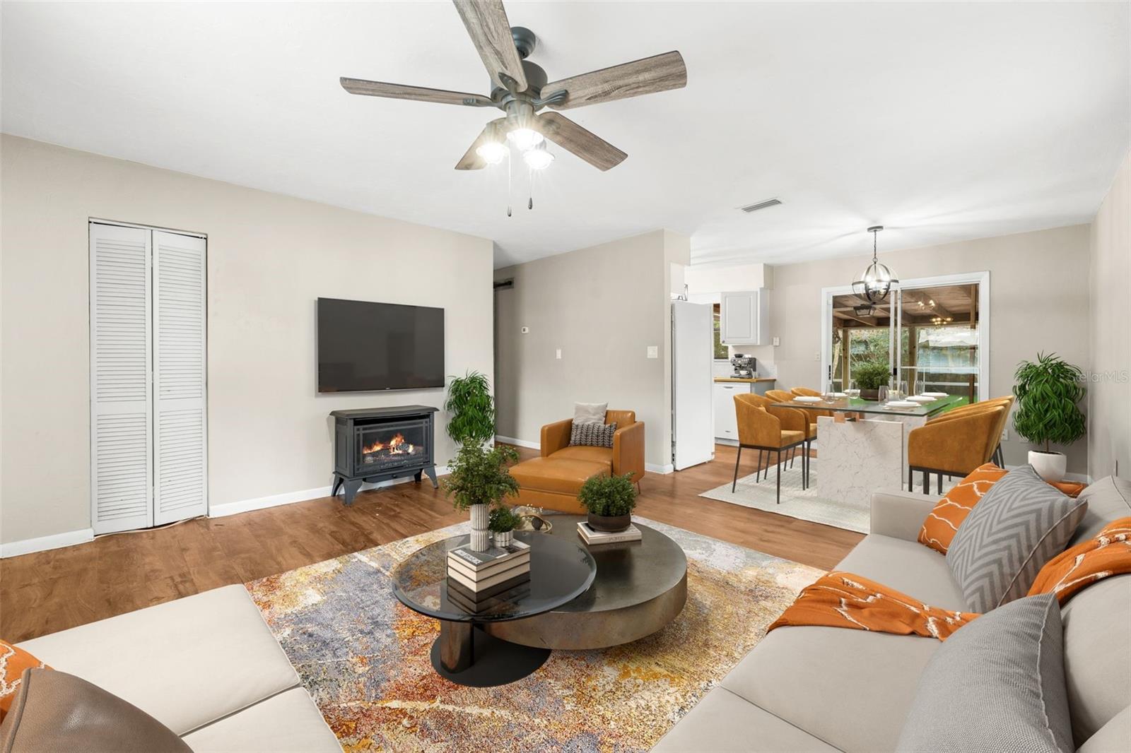 Image 5 of 24 For 2705 47th Place