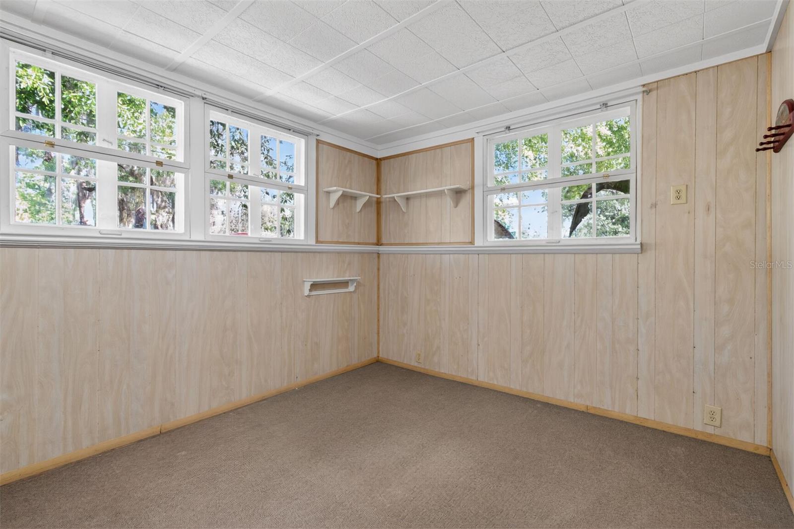 Image 17 of 34 For 630 6th Avenue