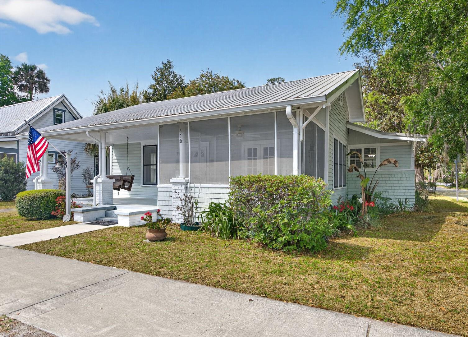 Image 32 of 34 For 630 6th Avenue