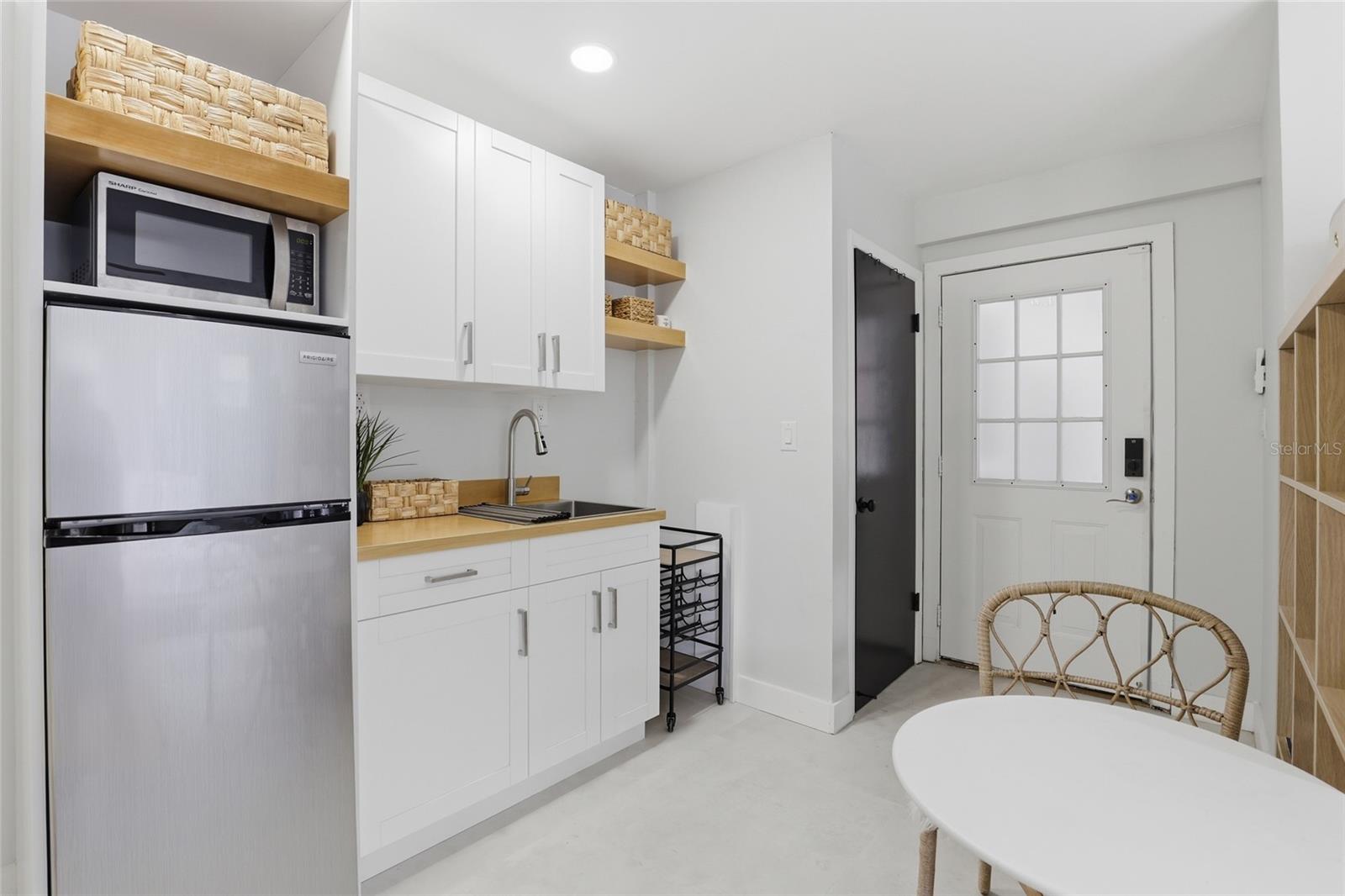 Image 15 of 47 For 831 20th Terrace