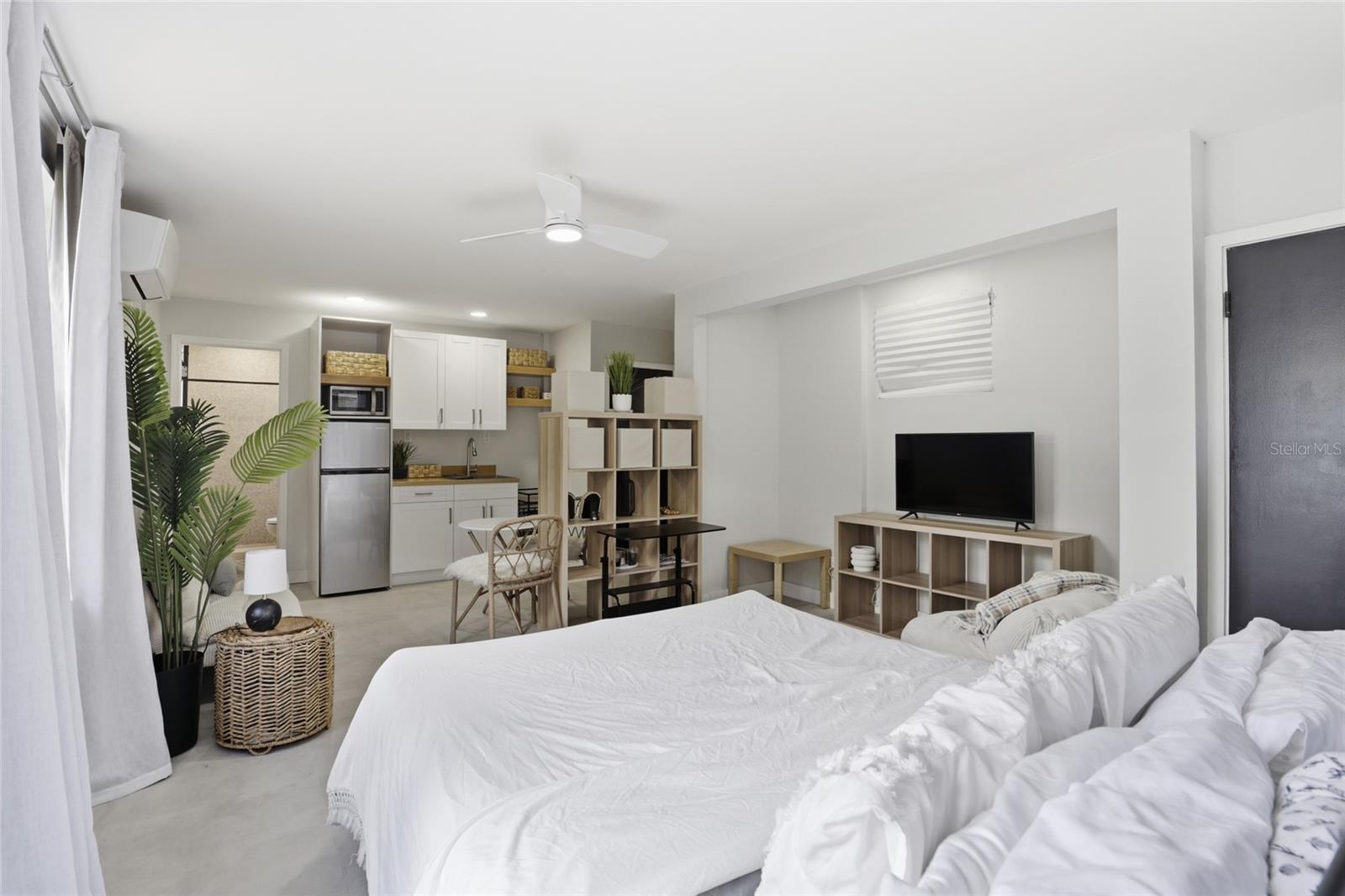 Image 23 of 47 For 831 20th Terrace