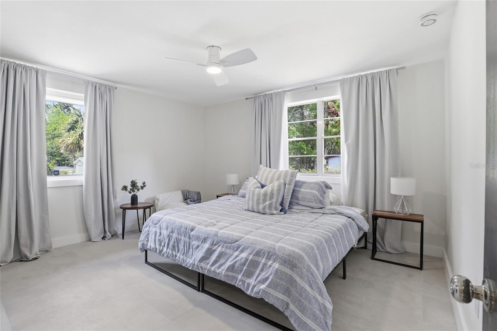 Image 30 of 47 For 831 20th Terrace