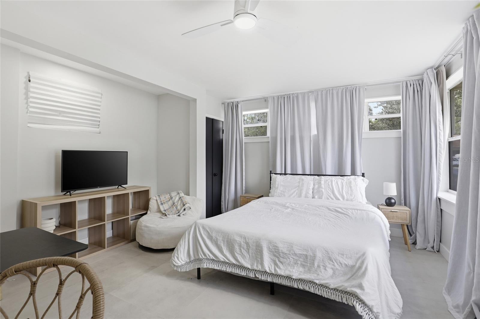 Image 33 of 47 For 831 20th Terrace