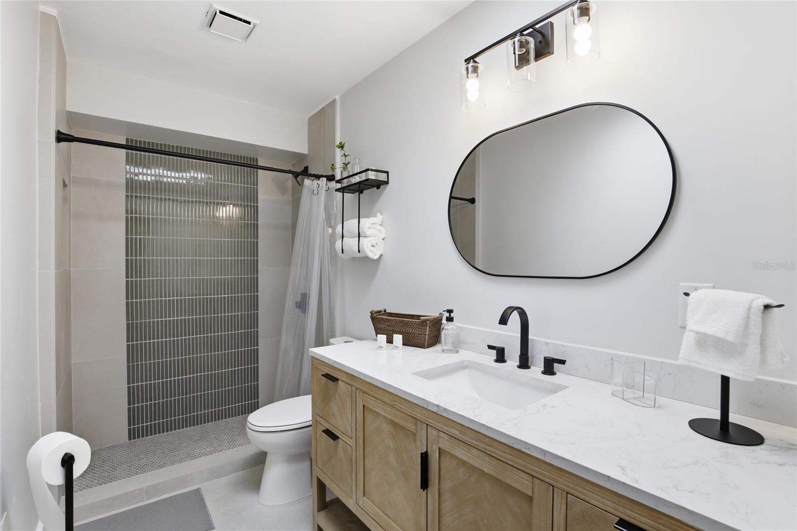 Image 34 of 47 For 831 20th Terrace