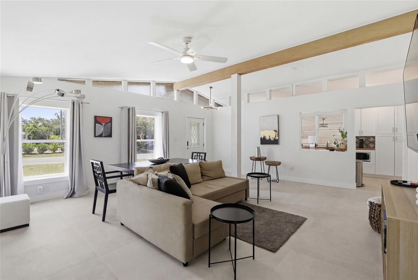 Image 4 of 47 For 831 20th Terrace