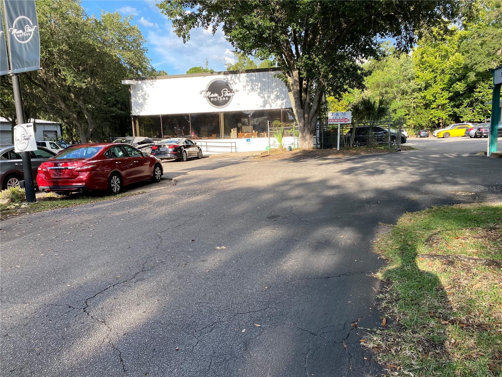 Image 3 of 5 For 2625 Main Street